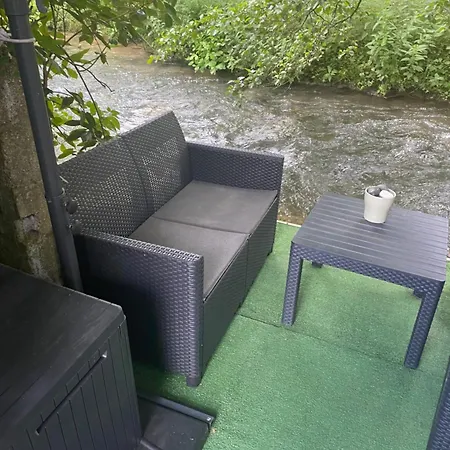 Au Bord Du Hébergement de vacances *